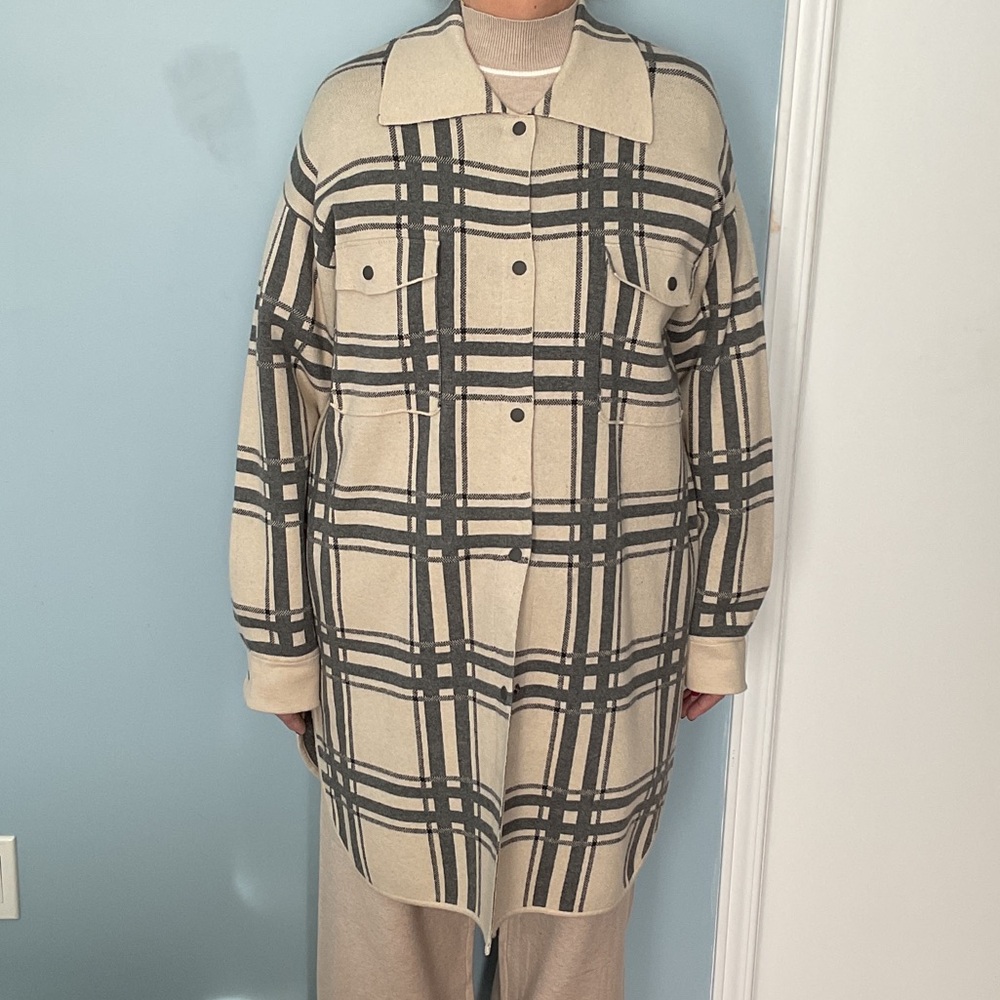 Massimo Dutti Sweater vest - size medium. Worn only once or twice.